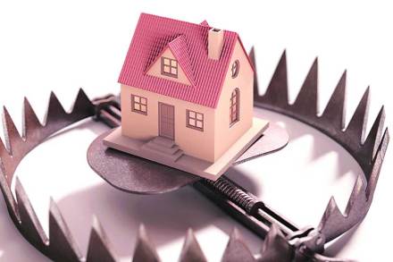 housing scam , BPL families housing scam , BPL families