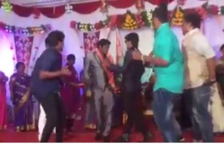 'द बॅक बेन्चर' या फेसबुक अकाऊंवरून हा व्हिडिओ शेअर करण्यात आला आहे. 