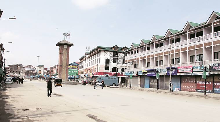 militants in J&K , Terror attack , militants target homes of police officers , Loksatat, Loksatta , Marathi, Marathi news, Pakistan