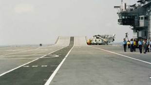 INS Viraat, Manmohan Singh