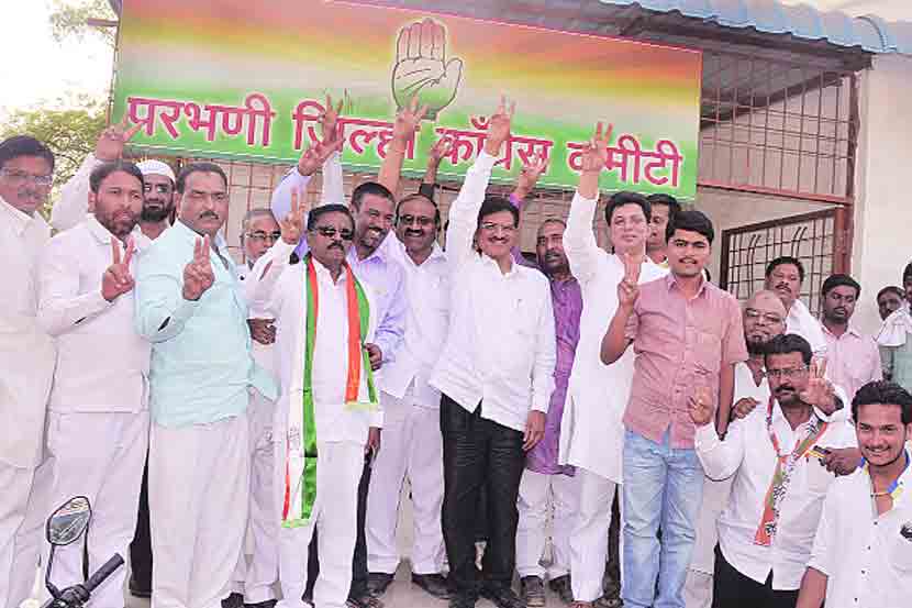 गाफील राष्ट्रवादी आणि शिवसेनेतील दुफळीचा काँग्रेसला फायदा!