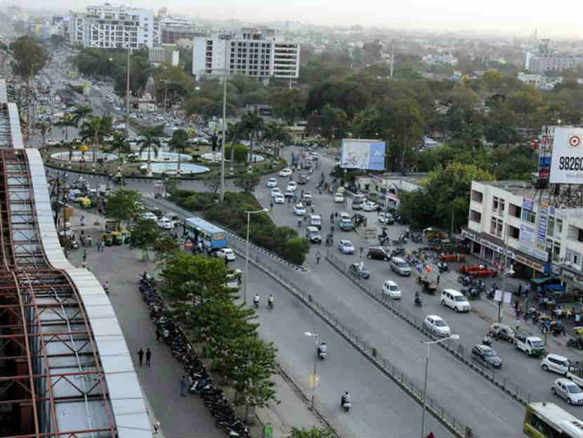 स्वच्छता सर्वेक्षण अहवालात पहील्या क्रमांकावर असलेले इंदूर शहर