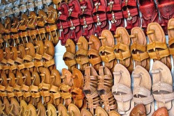 ‘कोल्हापुरी’च्या निर्मात्यांना पुणे-मुंबईकरांनी सांगितल्या चार युक्तीच्या गोष्टी!