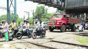 railway-crossing