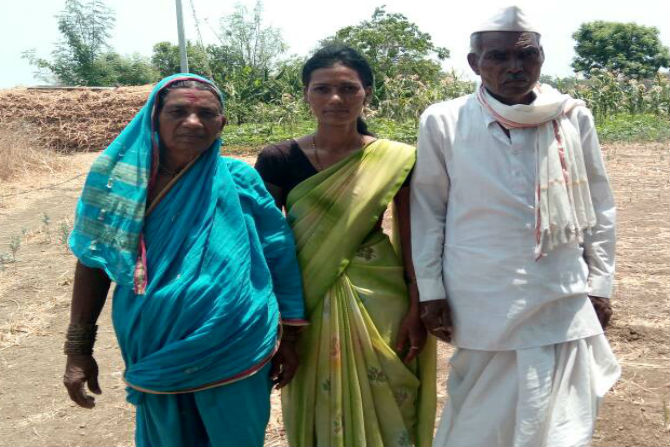 दुष्काळ निवारणासाठी ‘ती’ एकटी करतेय ‘वॉटरकप’ स्पर्धेचं काम