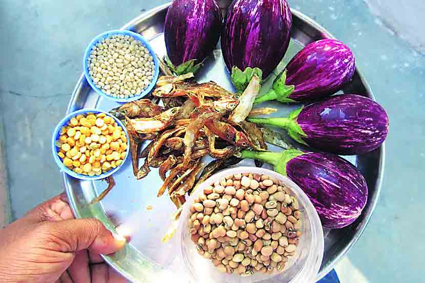 पावसाळ्यापूर्वीच जीवनावश्यक वस्तू महागल्या