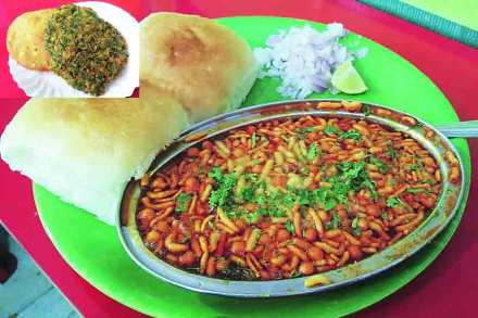 खाऊखुशाल : चटकदार ‘विदर्भ वडापाव’ खाऊखुशाल : चटकदार ‘विदर्भ वडापाव’