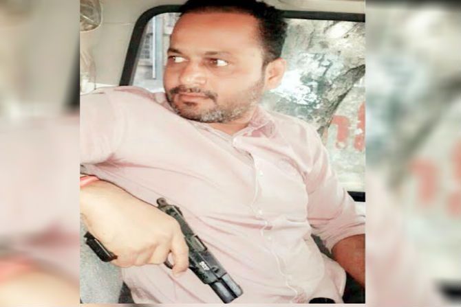 Mumbai constable Ramesh Awate,रमेश आवटे