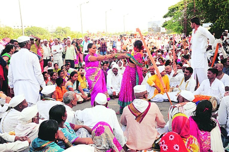 ‘ज्ञानोबा-तुकाराम’च्या घोषात पालख्यांचे आगमन