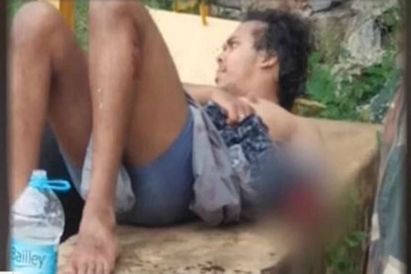 काही कळायच्या आतच मगरीने त्याचा हात खाल्ला!