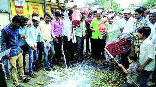 Maharashtra farmers agitation