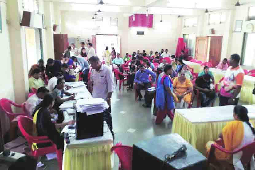 शासकीय संथ कारभाराचा विद्यार्थ्यांना फटका