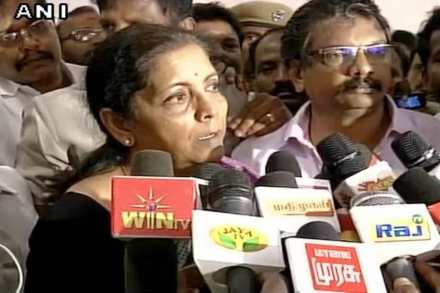 ‘जीएसटीमुळे देशात महागाई वाढेल असे समजणे मूर्खपणाचे’