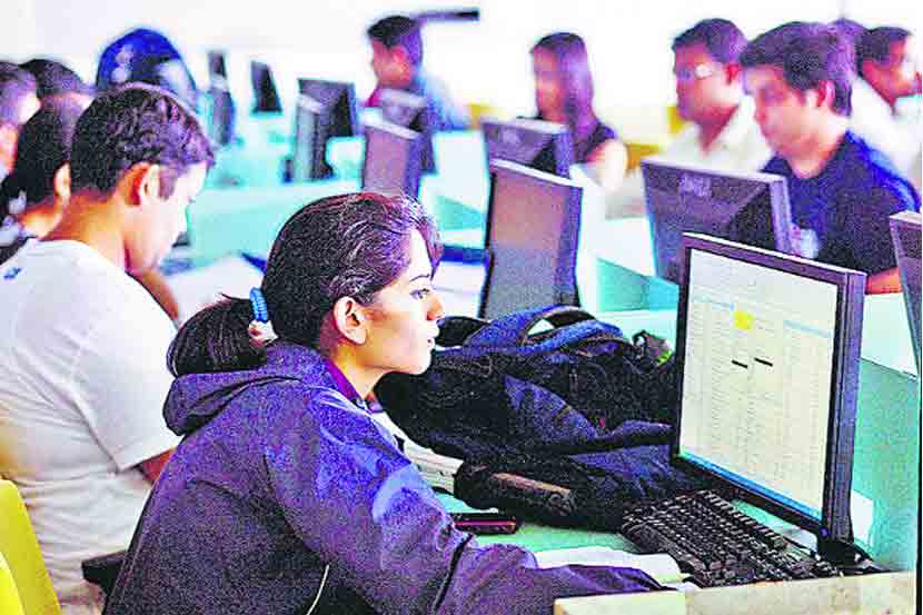 मुंबईती अकरावी प्रवेशासाठी ऑनलाइन अर्ज भरण्याची मुदत वाढवण्यात आली आहे. आज (मंगळवार) ऑनलाइन प्रवेशाची मुदत संपणार होती.