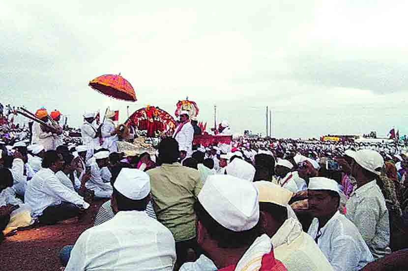 माउलींचा पालखी सोहळय़ाने सोमवारी एक दिवसाच्या मुक्कामासाठी फलटण नगरीत प्रवेश केला. 