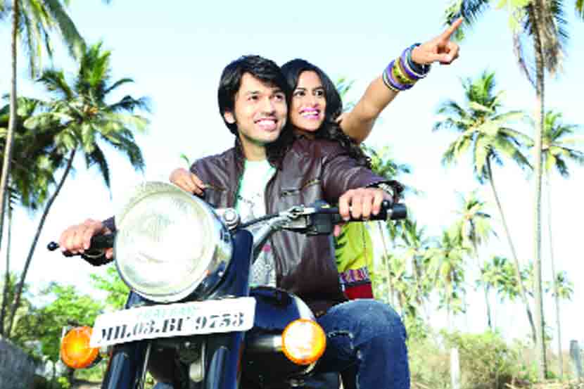 चित्ररंग : जुन्याच साच्यातली ताजी मांडणी