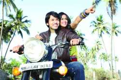 चित्ररंग : जुन्याच साच्यातली ताजी मांडणी