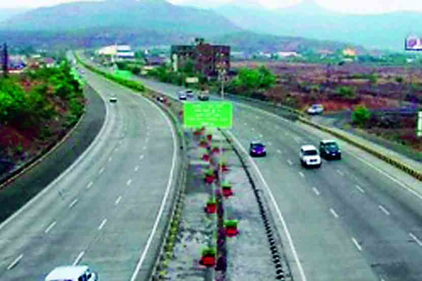 निसर्गरम्य आणि सोयीसुविधांनी युक्त नेरळ-कर्जत निसर्गरम्य आणि सोयीसुविधांनी युक्त नेरळ-कर्जत