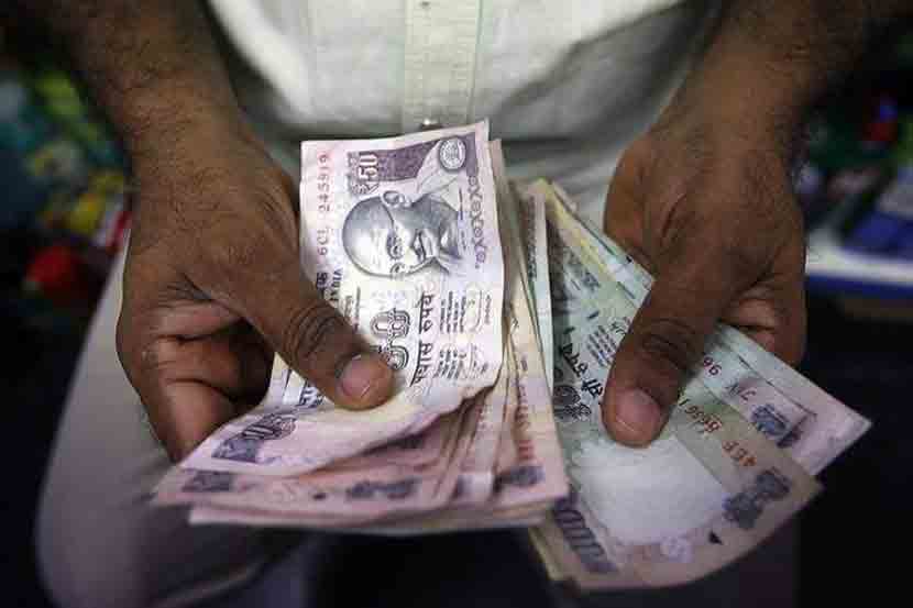 औरंगाबादेत ५० रुपयांच्या बनावट नोटा चलनात ! - Marathi News | 50 Rupee ...