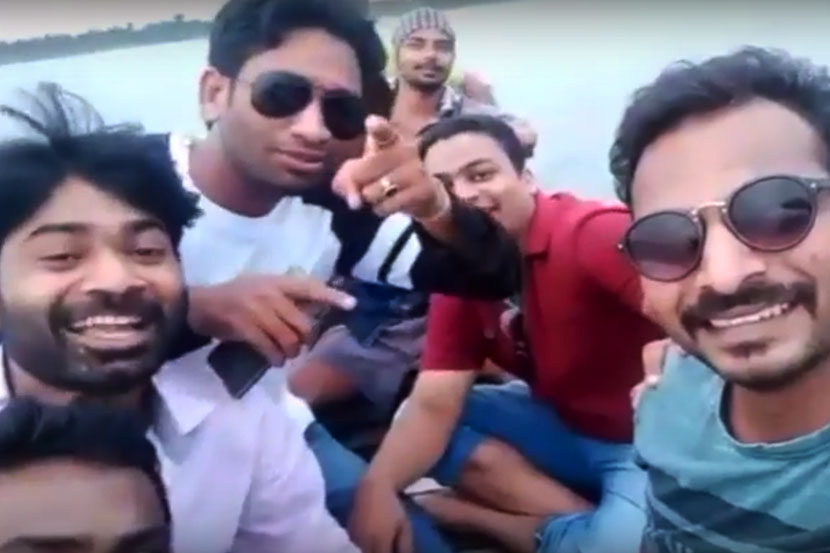 नागपूरचे आठ तरुण वेणा जलाशय परिसरात सहलीसाठी गेले होते