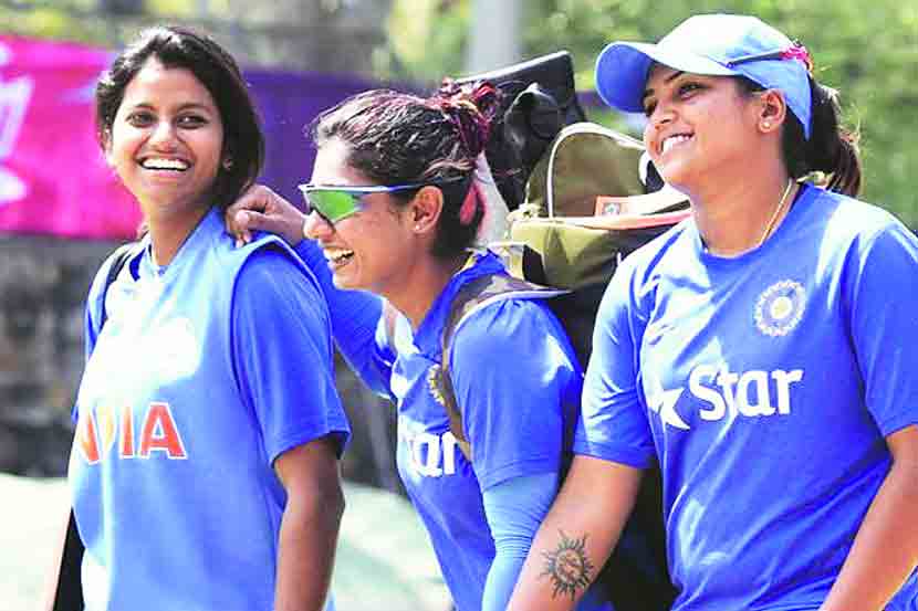 थरारक सामन्यात अंतिम फेरीत भारतीय महिलांच्या पदरी पराभव थरारक सामन्यात अंतिम फेरीत भारतीय महिलांच्या पदरी पराभव