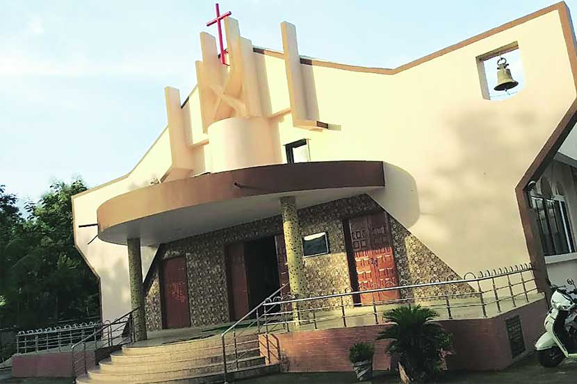 चर्चेतील चर्च : सर्व धर्मबांधवांचे प्रार्थनास्थळ