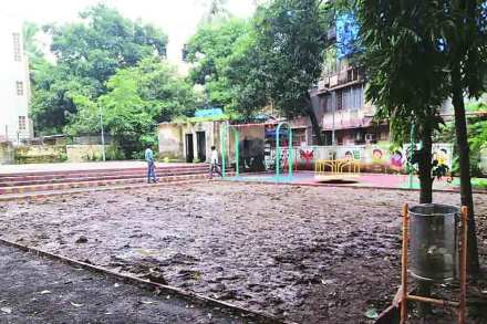 पार्ल्यातील उद्यान पुन्हा उजाड!