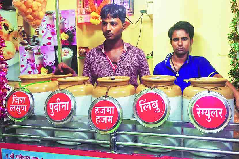 खाऊखुशाल : पाणीपुरीचे चटपटीत अवतार..
