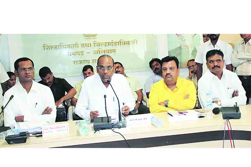 येत्या ८ ऑगस्टला दिल्ली येथे यांसदर्भात सर्व प्रमुख अधिकाऱ्यांची बठक बोलवण्यात आली असल्याची माहिती केंद्रीय अवजड उद्योगमंत्री अनंत गीते यांनी दिली आहे.