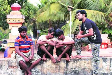 मालिकेचे निर्माता संतोष कणेकर यांनीच ‘गाव गाता गजाली’ची निर्मिती केली आहे. 