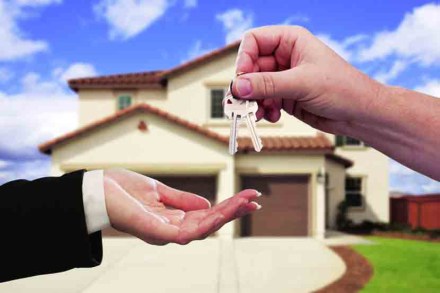 घर खरेदी करताना.. घर खरेदी करताना..