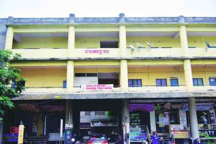वंचितांचा आधारवड आधाराच्या प्रतीक्षेत!