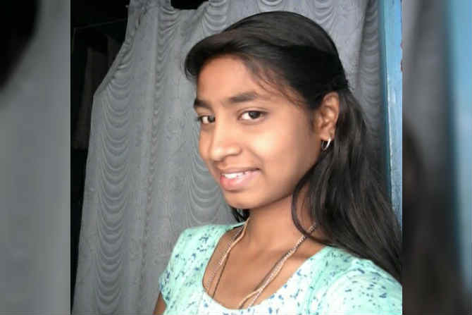 Education, job, Maratha community girl suicide in Pune , not getting admission in collage , Maratha Muk kranti morcha , मराठा क्रांती मूक मोर्चा, Loksatta, Loksatta news, Marathi, Marathi news