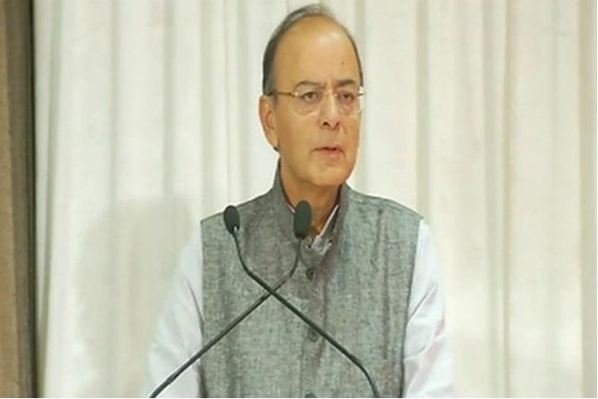 अरुण जेटलींनी घरचा आहेर दिल्याने योगी आदित्यनाथांची नाचक्की झाली आहे.
अरुण जेटलींनी घरचा आहेर दिल्याने योगी आदित्यनाथांची नाचक्की झाली आहे.