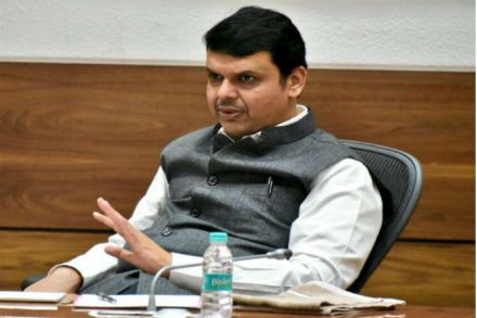 मुख्यमंत्री देवेंद्र फडणवीस मुख्यमंत्री देवेंद्र फडणवीस