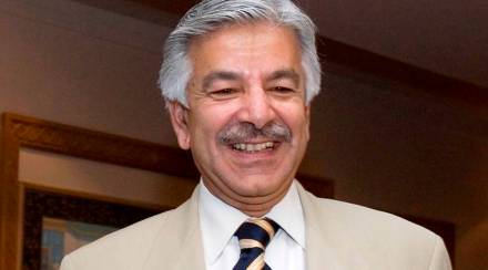 Khawaja Asif , Pakistan , India not responding positively to peace efforts , Pakistan’s new foreign minister , Loksatta, Loksatta news, Marathi, Marathi news