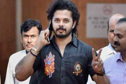 Loksatta, Loksatta news, loksatta newspaper, marathi news, marathi, Marathi news paper, Marathi news online, Marathi, Samachar, Marathi latest news, sports, sports news, sports news in marathi, Kerala, High Court, lifts, life ban, S Sreesanth, imposed, BCCI, ipl spot fixing scandal