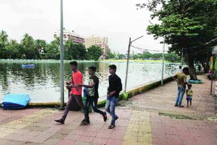 प्रभातफेरी आणि सायंकाळच्या फेरफटका मारण्यासाठी हे हक्काचे ठिकाण बनू लागले आहे. प्रभातफेरी आणि सायंकाळच्या फेरफटका मारण्यासाठी हे हक्काचे ठिकाण बनू लागले आहे.