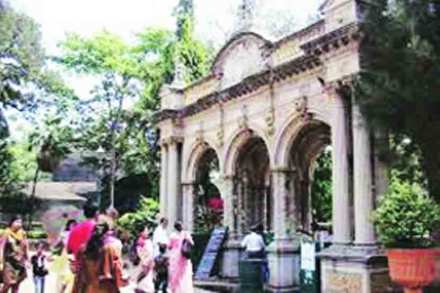 भायखळा प्राणिसंग्रहालयाच्या उत्पन्नात साडेतीन पटींनी वाढ