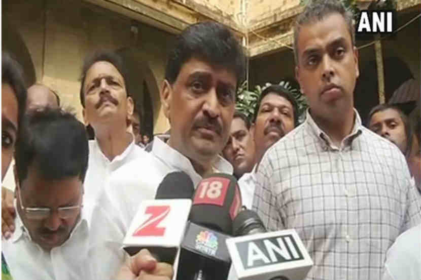 माजी मुख्यमंत्री अशोक चव्हाण
(फोटो सौजन्य-एएनआय) माजी मुख्यमंत्री अशोक चव्हाण
(फोटो सौजन्य-एएनआय)