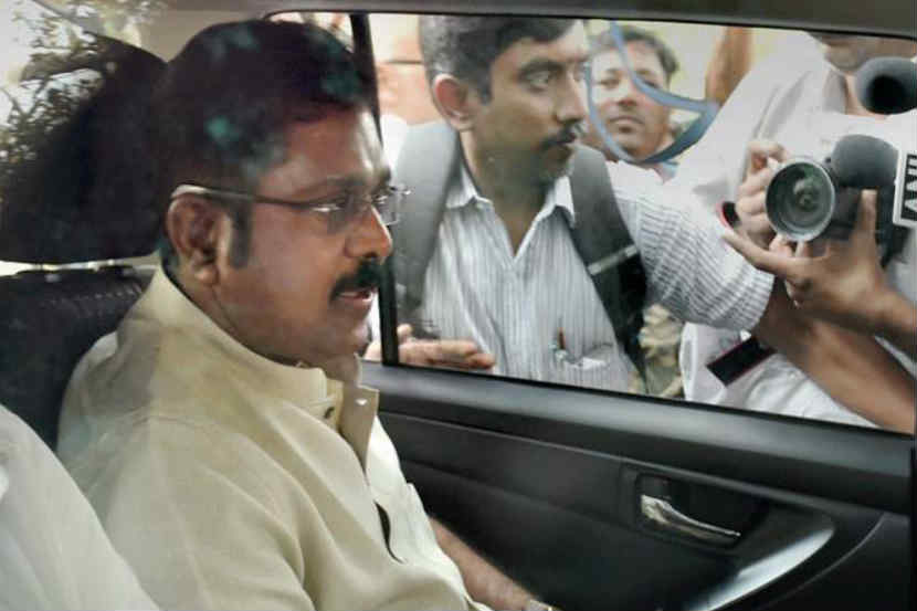 Tamil Nadu, 18 MLA, AIADMK, t t v Dinakaran, CM E Palaniswami
