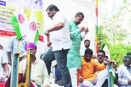 Raju Shetty, sadabhau khot