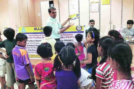 ‘माणूस’ घडवणारे उपक्रम