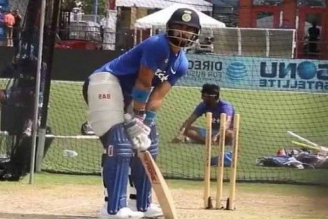 virat kohli, left handed batsman, virat play left hand,marathi news, marathi
