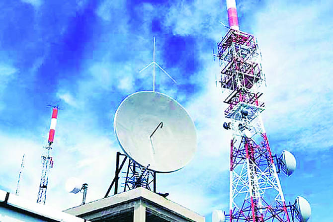 ‘डेटा वॉर’मुळे कोलमडतंय दूरसंचार कंपन्यांचं आर्थिक गणित!