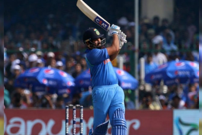 रोहित शर्मा (संग्रहीत छायाचित्र) रोहित शर्मा (संग्रहीत छायाचित्र)