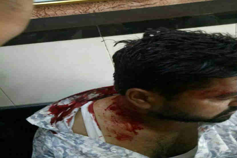LIVE updates , MNS Raj Thackeray , फेरीवाल्यांच्या मारहाणीत जखमी, Sushant Malvade injured in Hawkers attack , Malad , Mumbai, Sanjay Nirupam , Loksatta, Loksatta news, Marathi, Marathi news