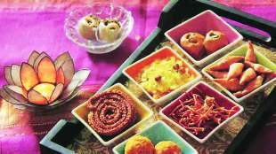 Prepared besan ladoo