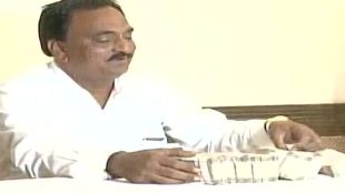 Loksatta, Loksatta news, loksatta newspaper, marathi news, marathi, Marathi news paper, Marathi news online, Marathi, Samachar, Marathi latest news, national news, national news in marathi, gujarat, offered, Rs 1 crore, join, bjp, Rs 10 lakh, advance, alleges, Patidar leader, Narendra Patel