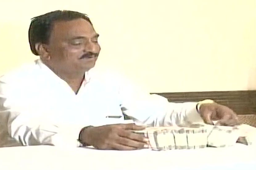 Loksatta, Loksatta news, loksatta newspaper, marathi news, marathi, Marathi news paper, Marathi news online, Marathi, Samachar, Marathi latest news, national news, national news in marathi, gujarat, offered, Rs 1 crore, join, bjp, Rs 10 lakh, advance, alleges, Patidar leader, Narendra Patel Loksatta, Loksatta news, loksatta newspaper, marathi news, marathi, Marathi news paper, Marathi news online, Marathi, Samachar, Marathi latest news, national news, national news in marathi, gujarat, offered, Rs 1 crore, join, bjp, Rs 10 lakh, advance, alleges, Patidar leader, Narendra Patel